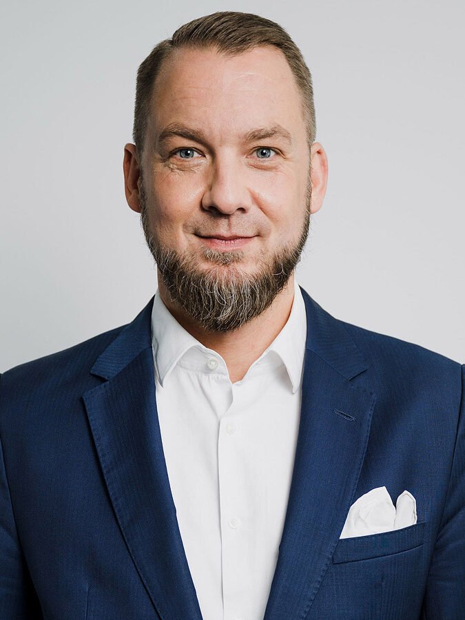 Portraitfoto von Geschäftsführer Christoph Reinwald